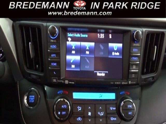 Toyota RAV4 2017 photo 14